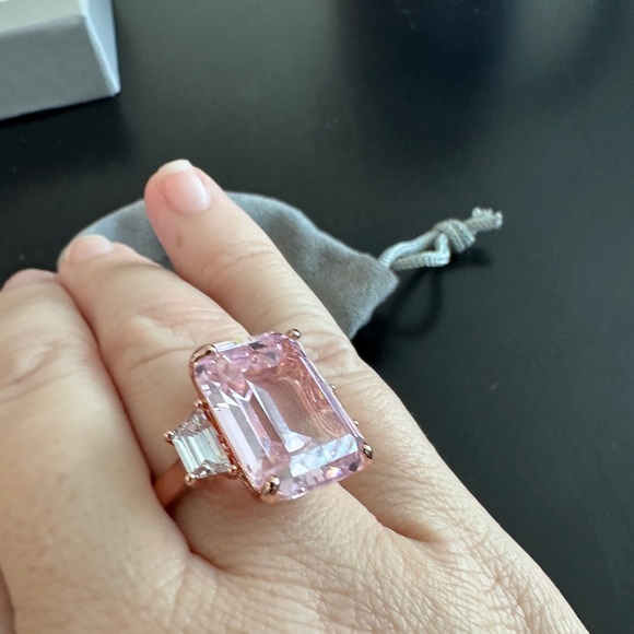 Pink CZ set in rose gold fashion ring by Joan Boyce - Picture 5 of 14